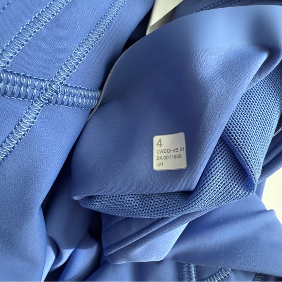 NWT Lululemon Base Pace HR Tight 25" Wild Indigo Size 4 - Picture 5 of 7